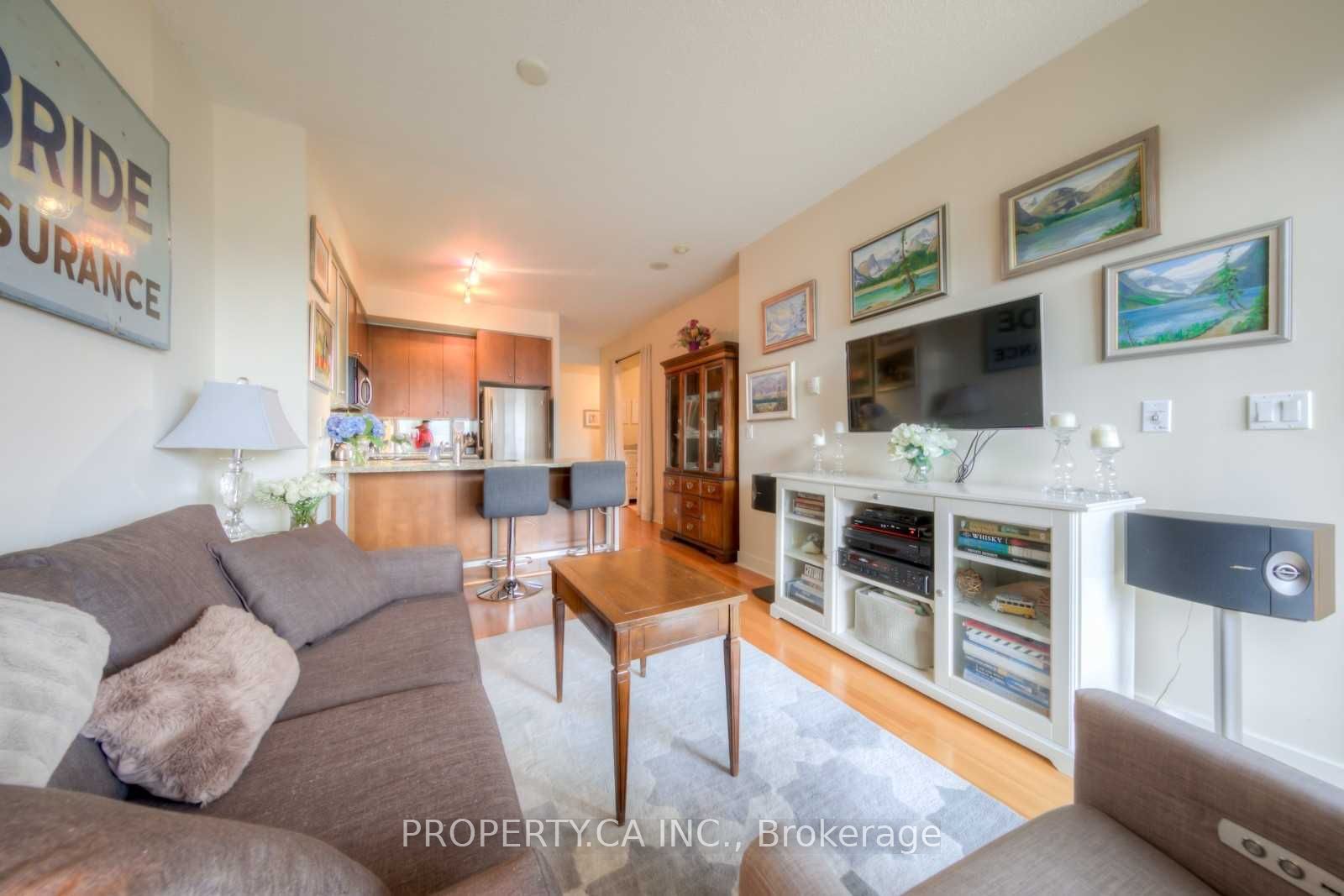 #707 - 438 King Street Property Photo 8