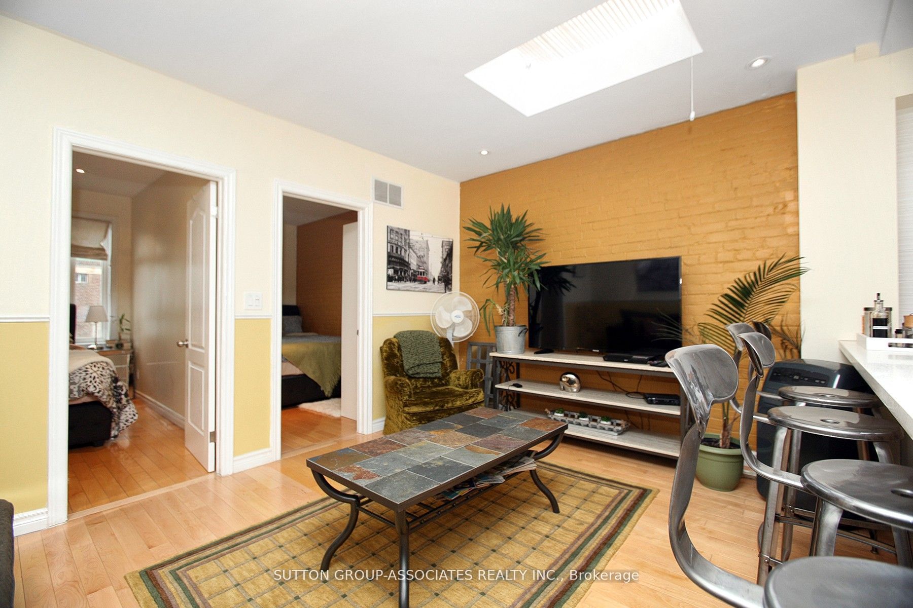 #unit 3 - 478 Bloor Street Property Photo 6