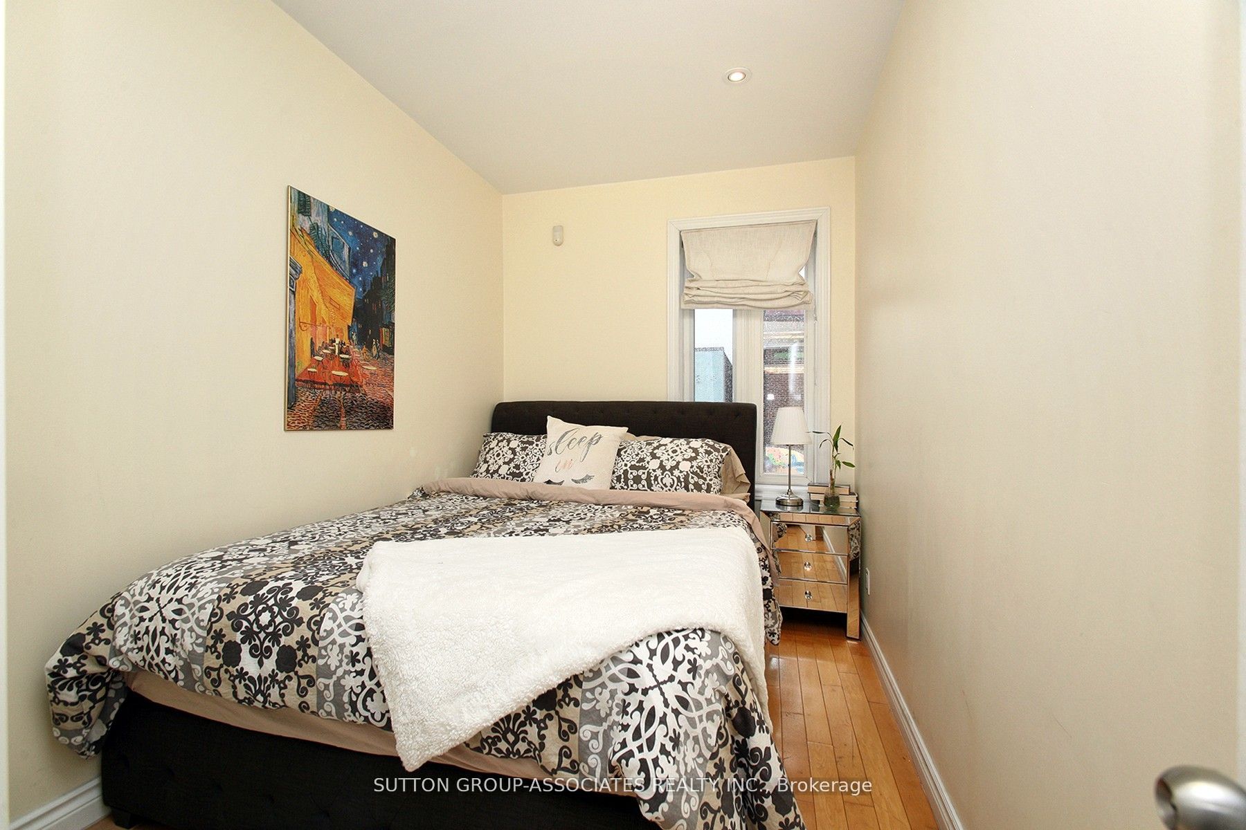 #unit 3 - 478 Bloor Street Property Photo 8