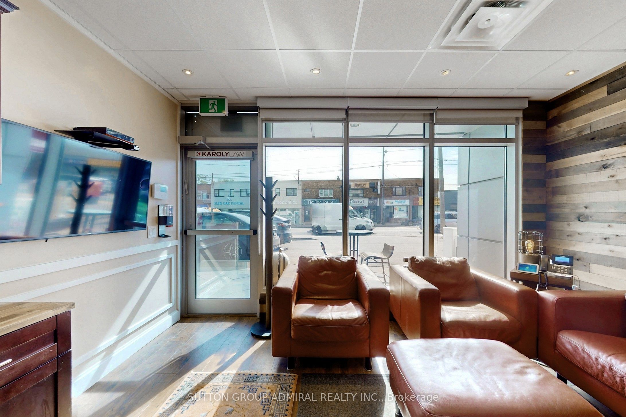 #103-105 - 2828 Bathurst Street Property Photo 6