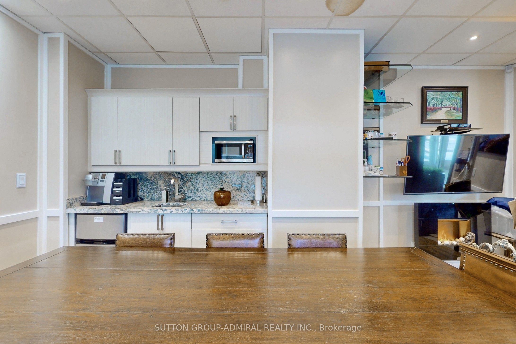 #103-105 - 2828 Bathurst Street Property Photo 25