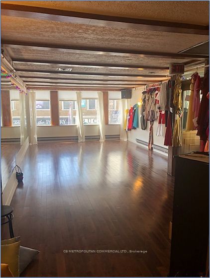 #2nd - 1397a Yonge Street Property Photo 1