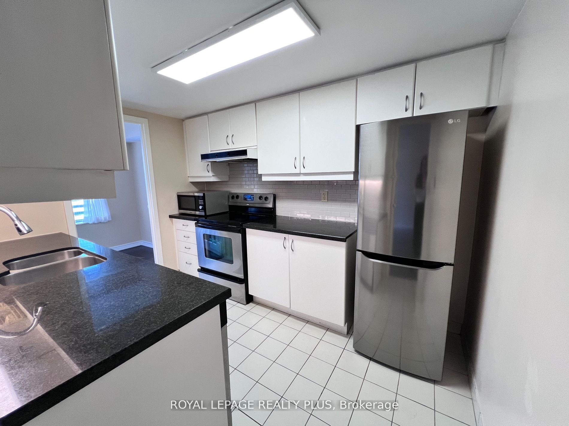 #1601 - 44 Gerrard Street Property Photo 16
