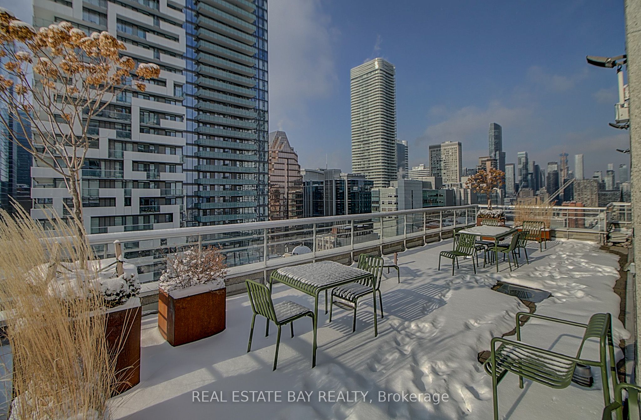 #1005 - 50 Lombard Street Property Photo 24