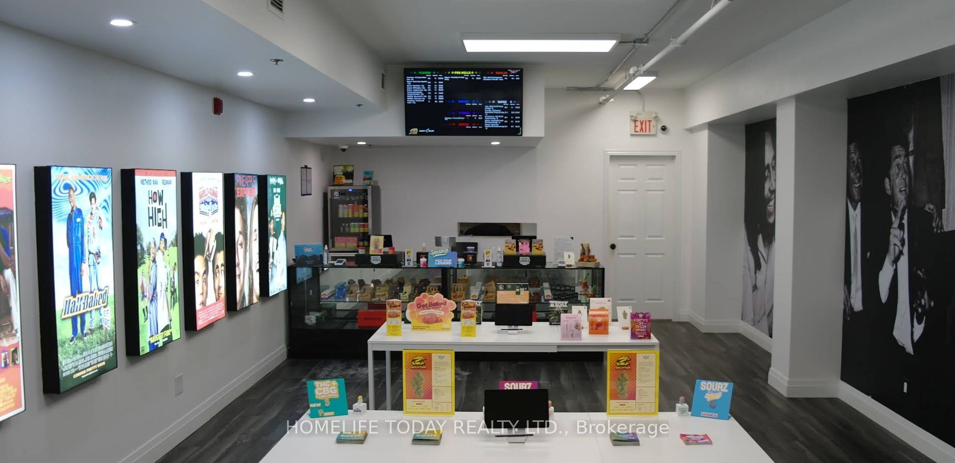856 Eglinton Avenue Property Photo 4