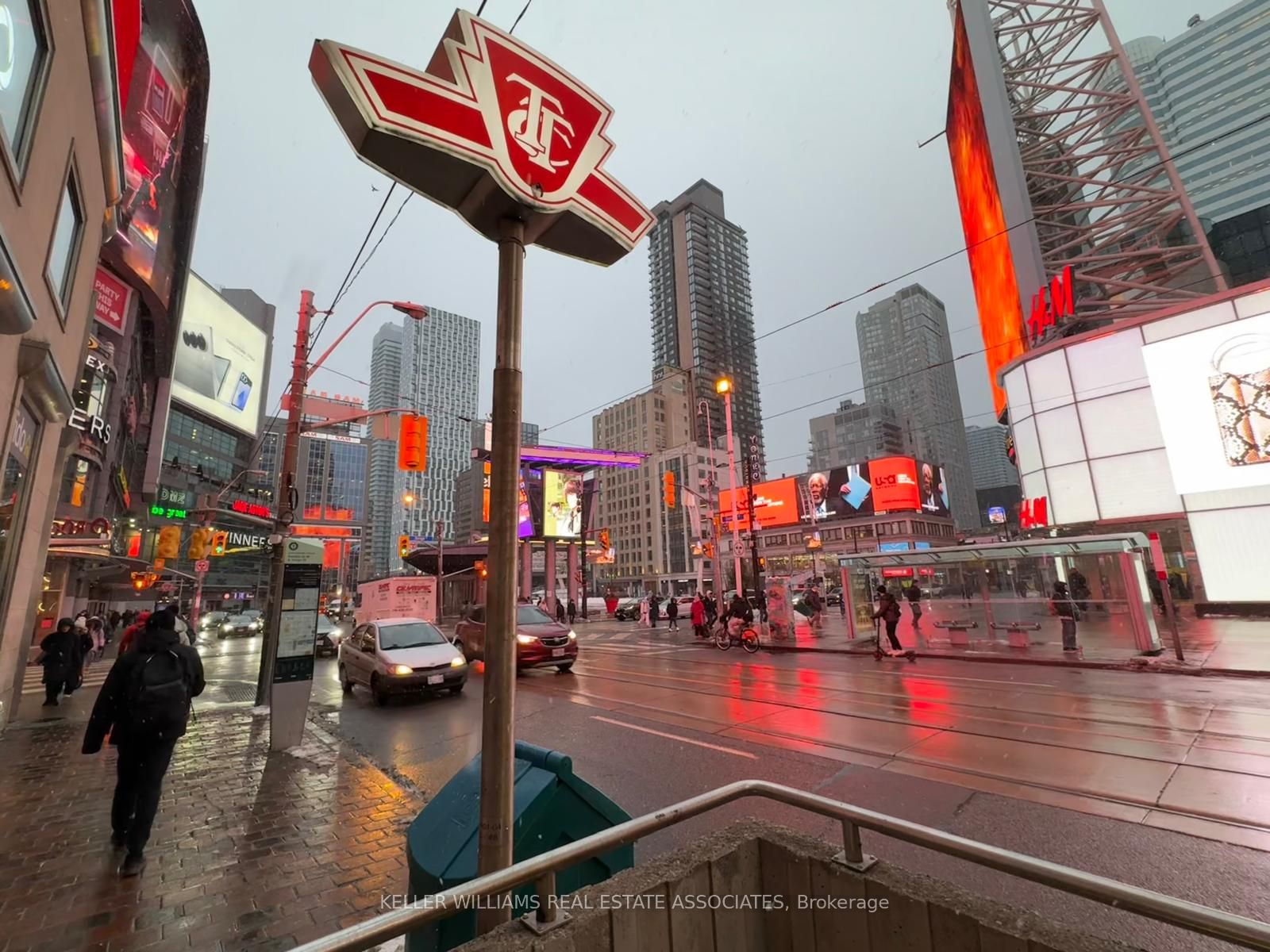 #main - 112 Dundas Street Property Photo 1