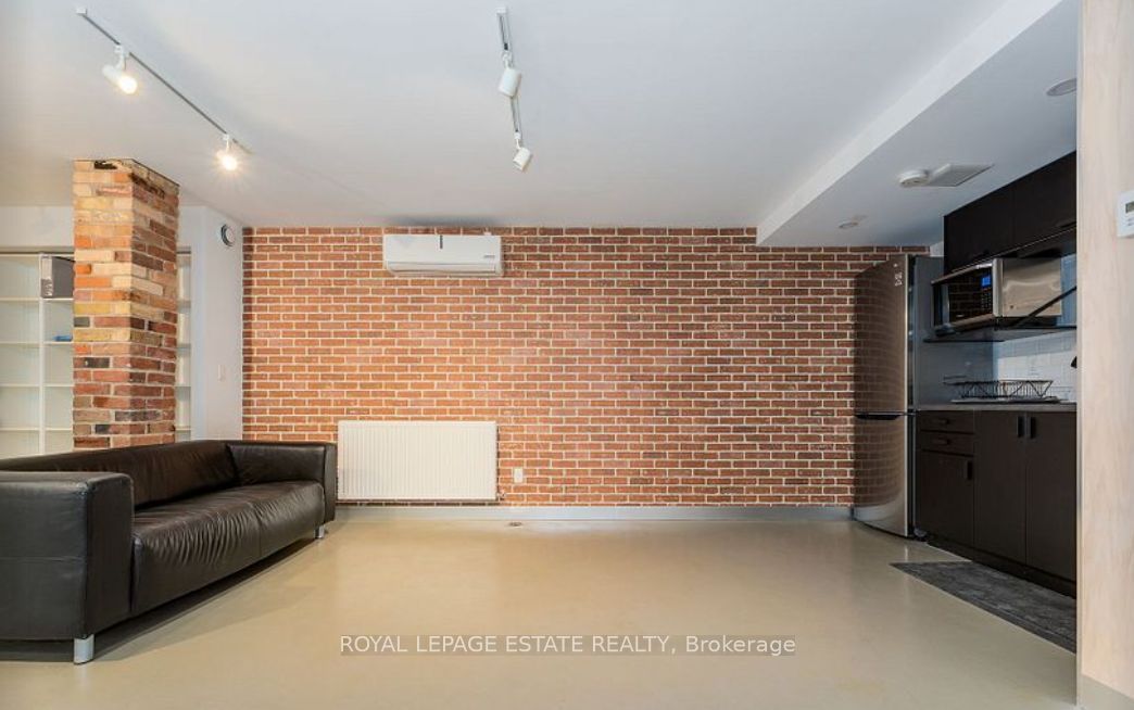 #main - 240 Gerrard Street Property Photo 9