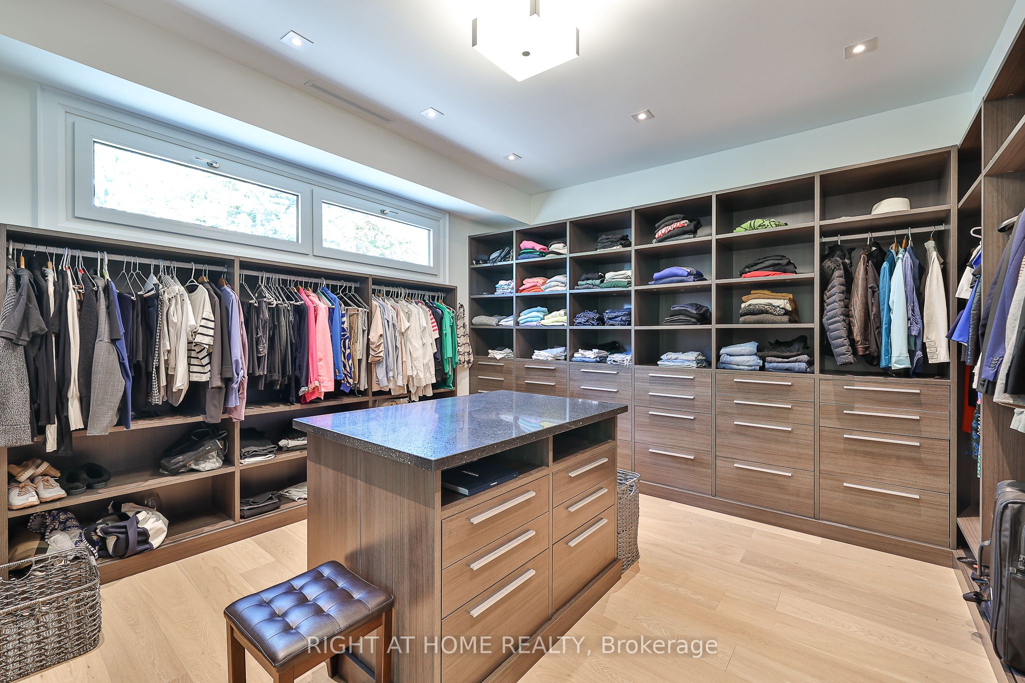 179 Old Yonge Street Property Photo 19