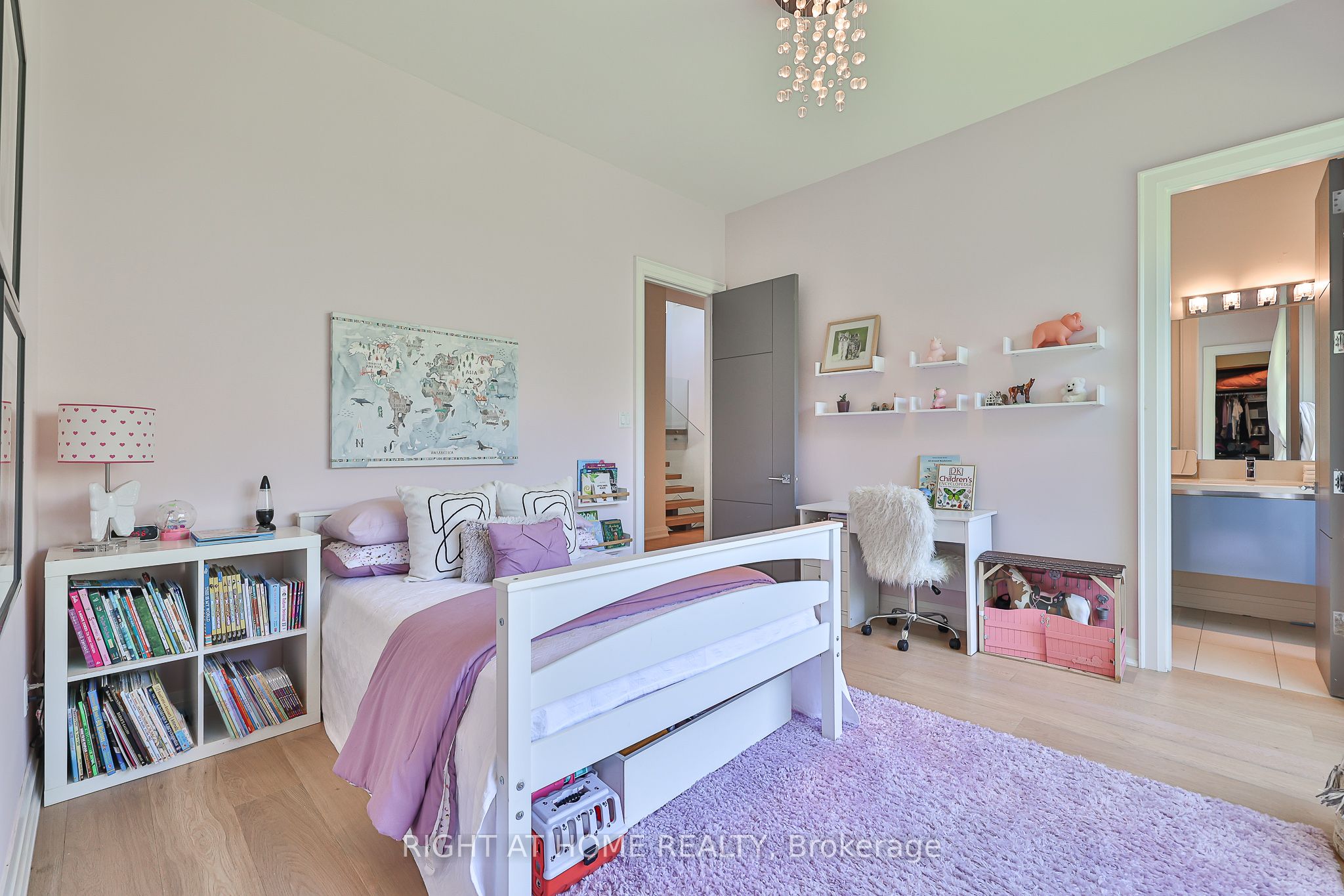 179 Old Yonge Street Property Photo 21