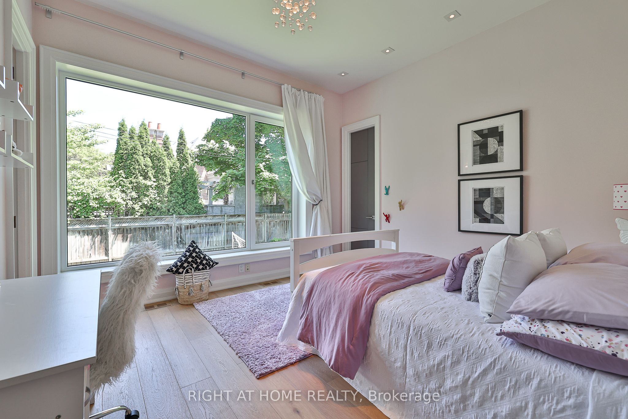 179 Old Yonge Street Property Photo 22