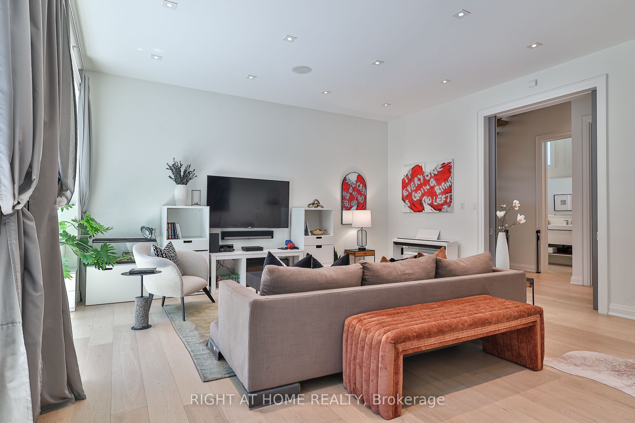 179 Old Yonge Street Property Photo 32