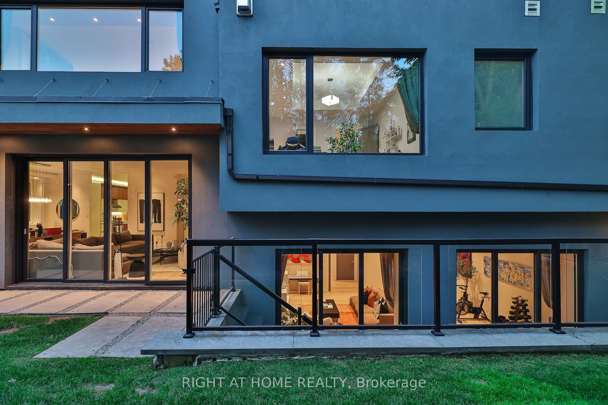 179 Old Yonge Street Property Photo 40