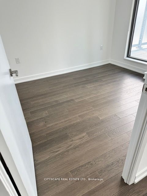 #708 - 11 Wellesley Street Property Photo 3