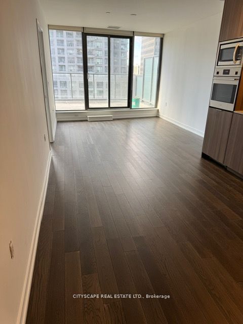 #708 - 11 Wellesley Street Property Photo 5