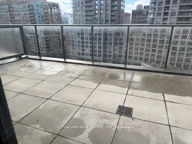 #708 - 11 Wellesley Street Property Photo 15