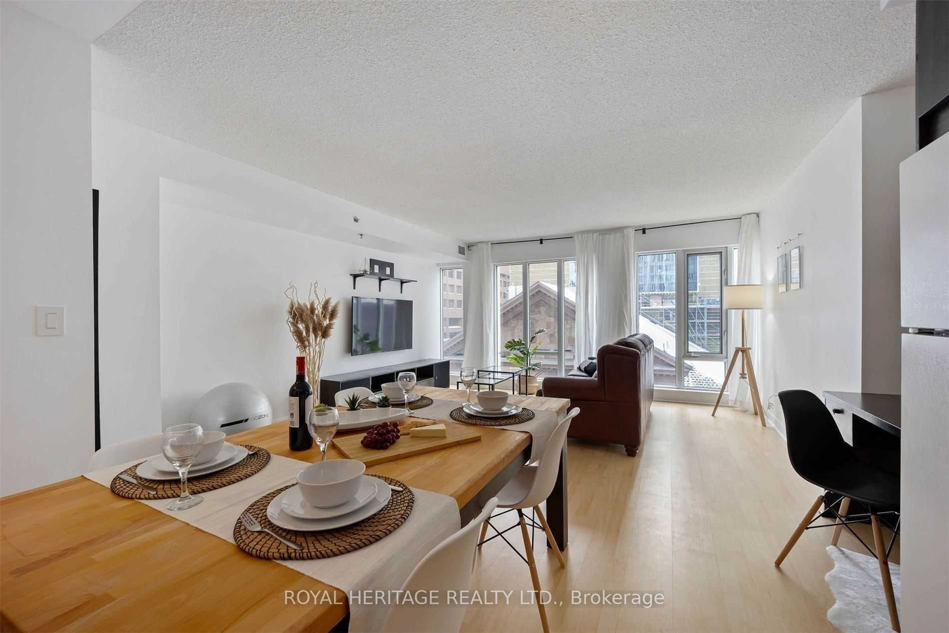 #818 - 210 Victoria Street Property Photo 10