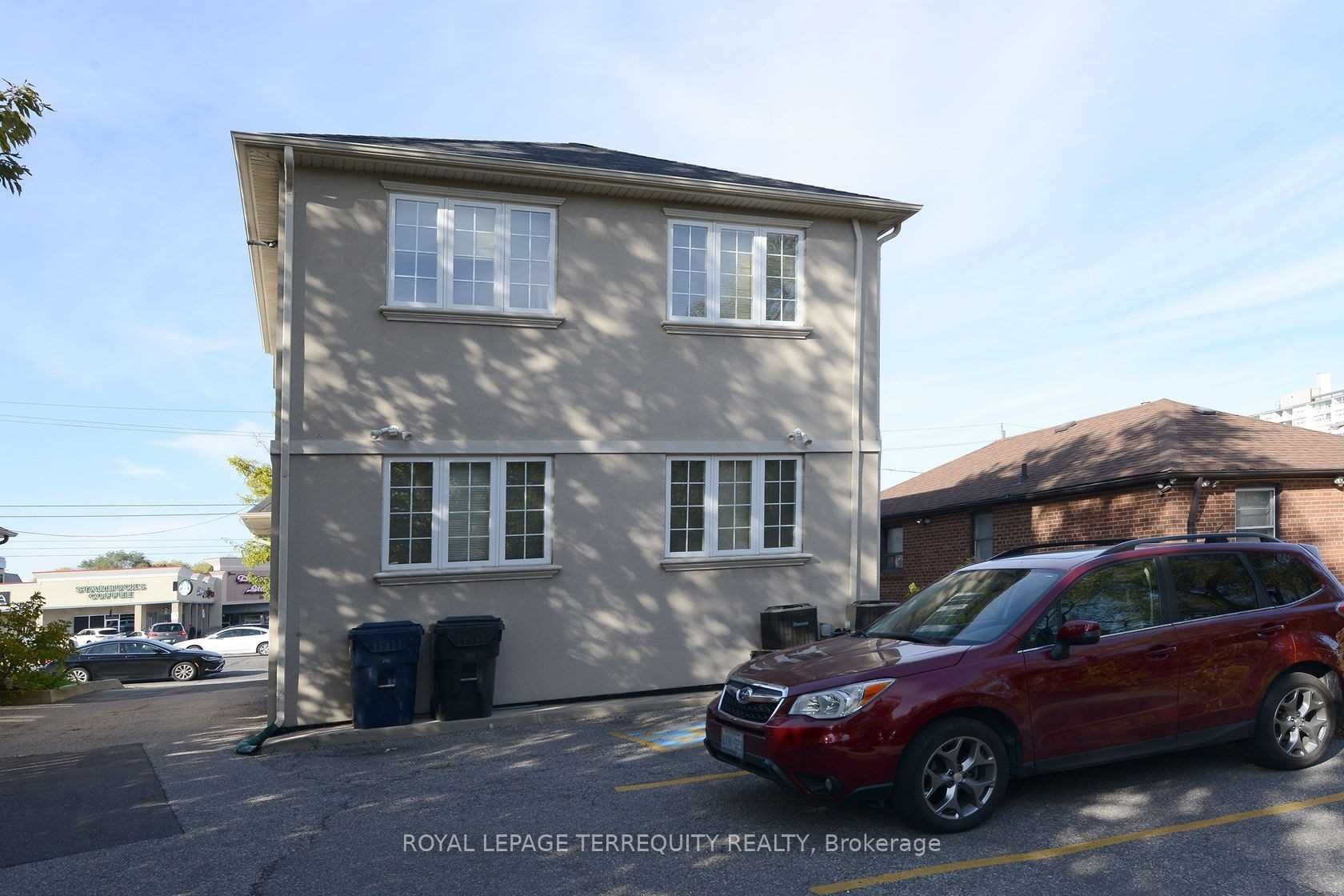 631 Sheppard Avenue Property Photo 17