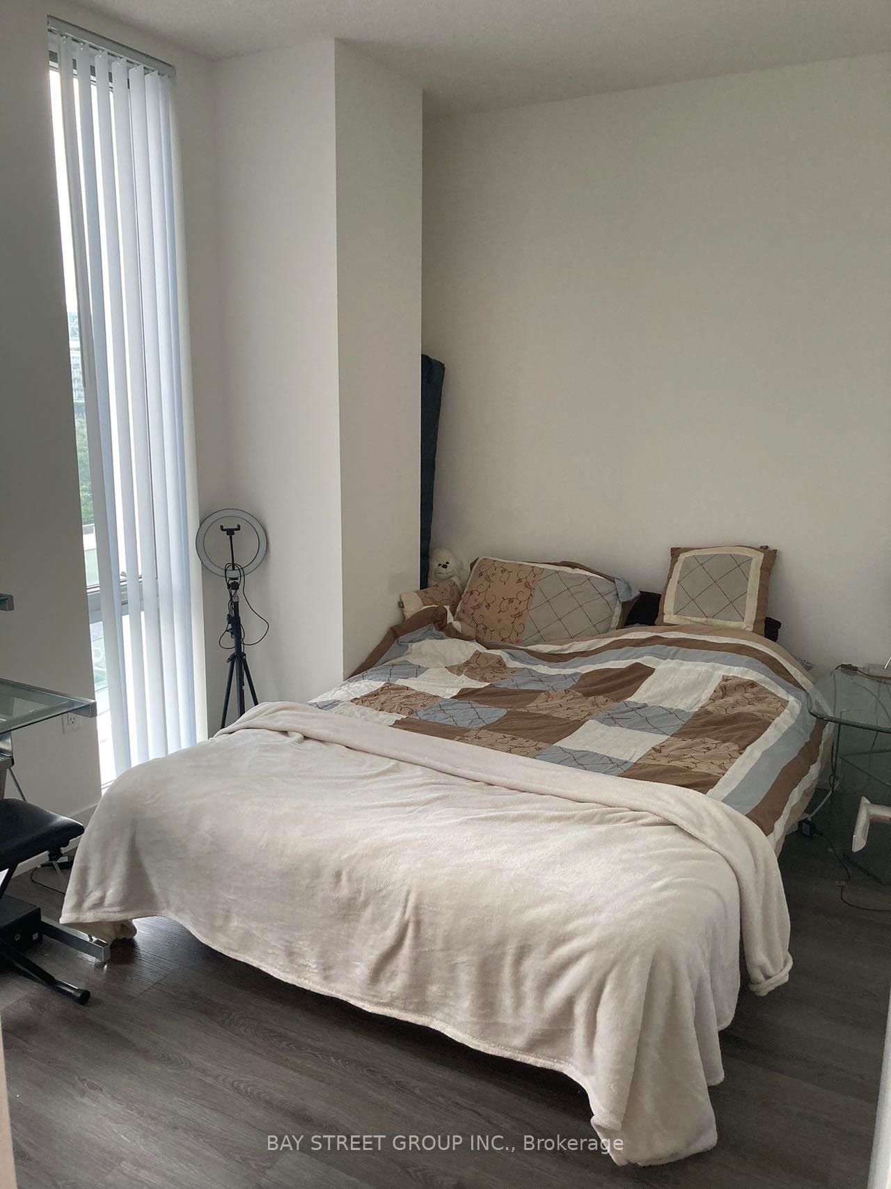 #809 - 138 Downes Street Property Photo 6