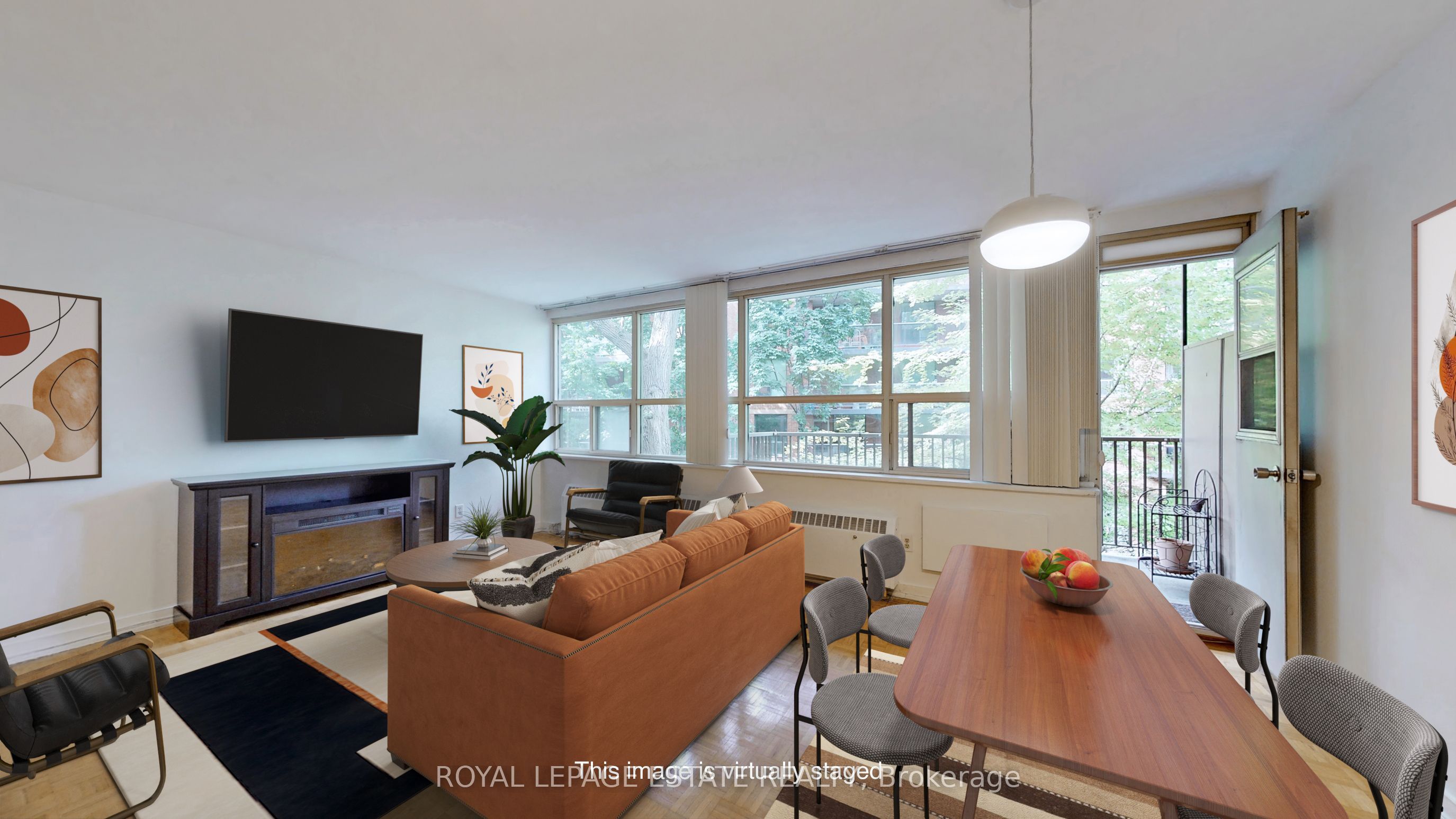 #208 - 160 The Donway Property Photo 5