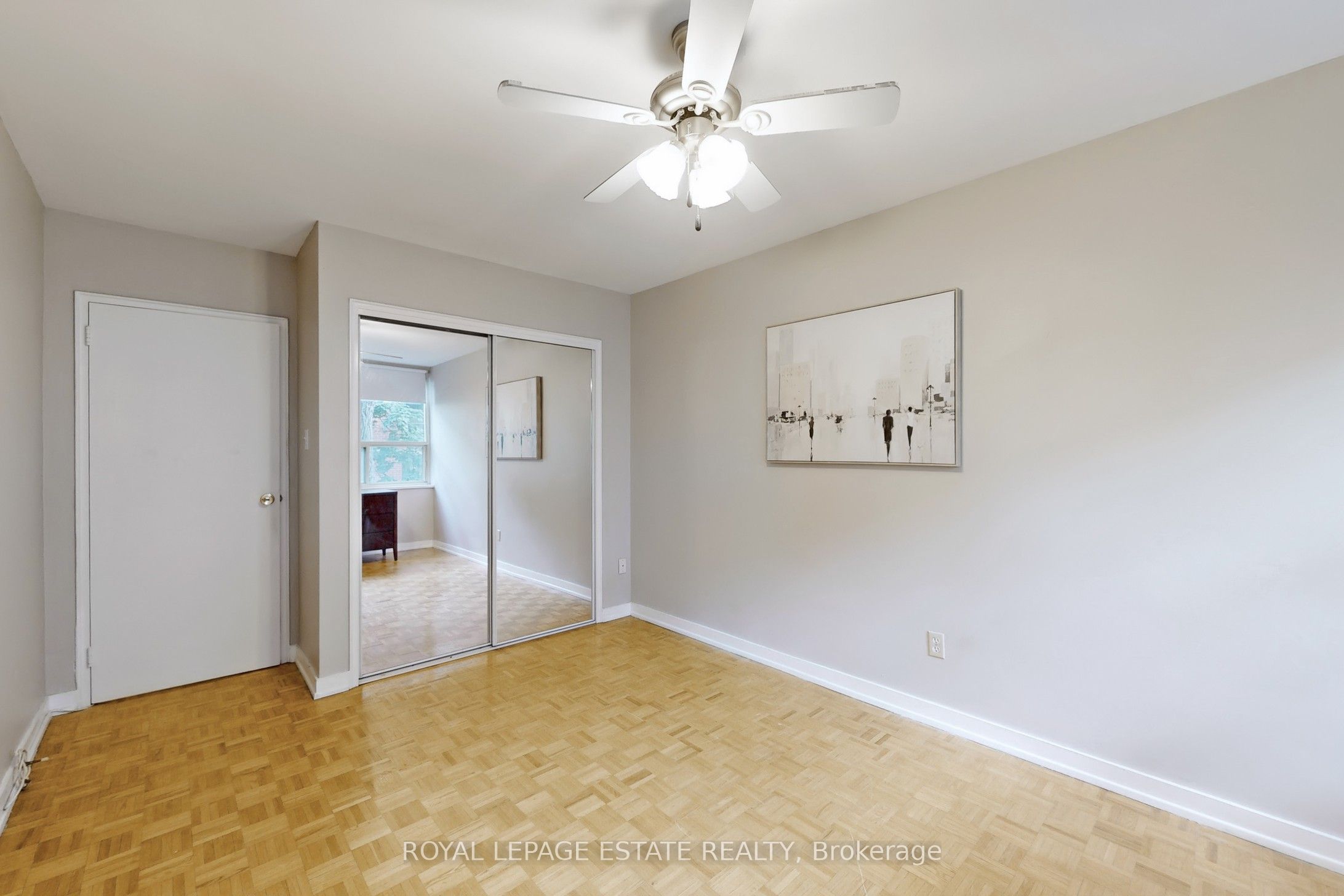 #208 - 160 The Donway Property Photo 21