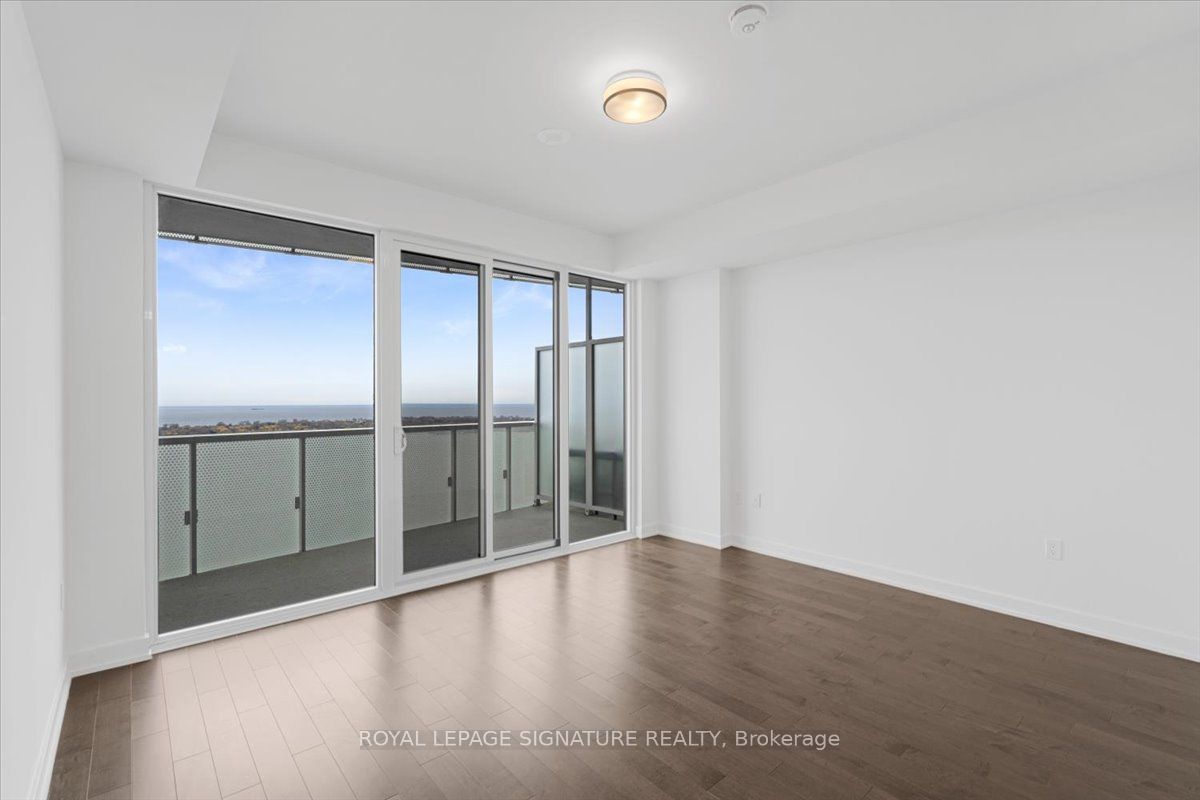 #3402 - 15 Queens Quay Property Photo 8