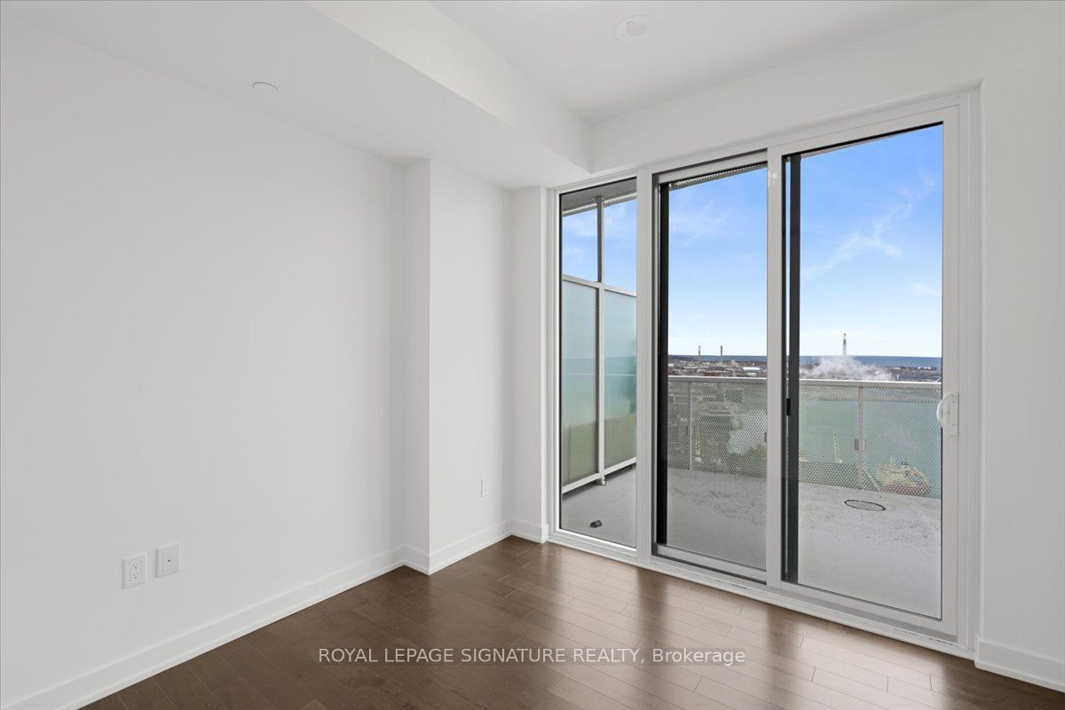 #3402 - 15 Queens Quay Property Photo 11