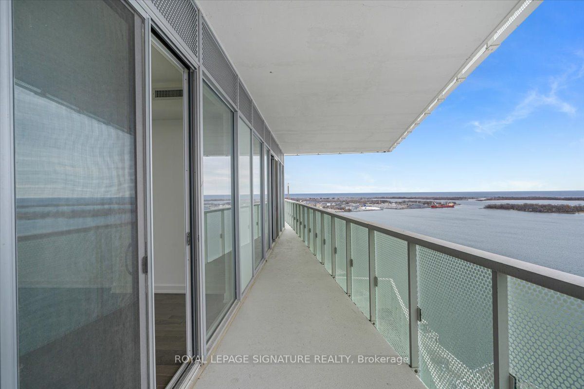 #3402 - 15 Queens Quay Property Photo 15