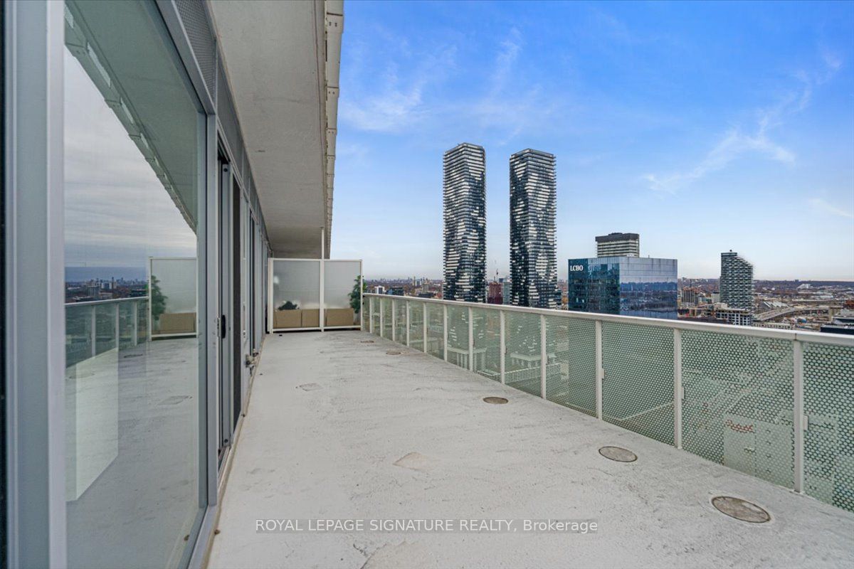 #3402 - 15 Queens Quay Property Photo 16