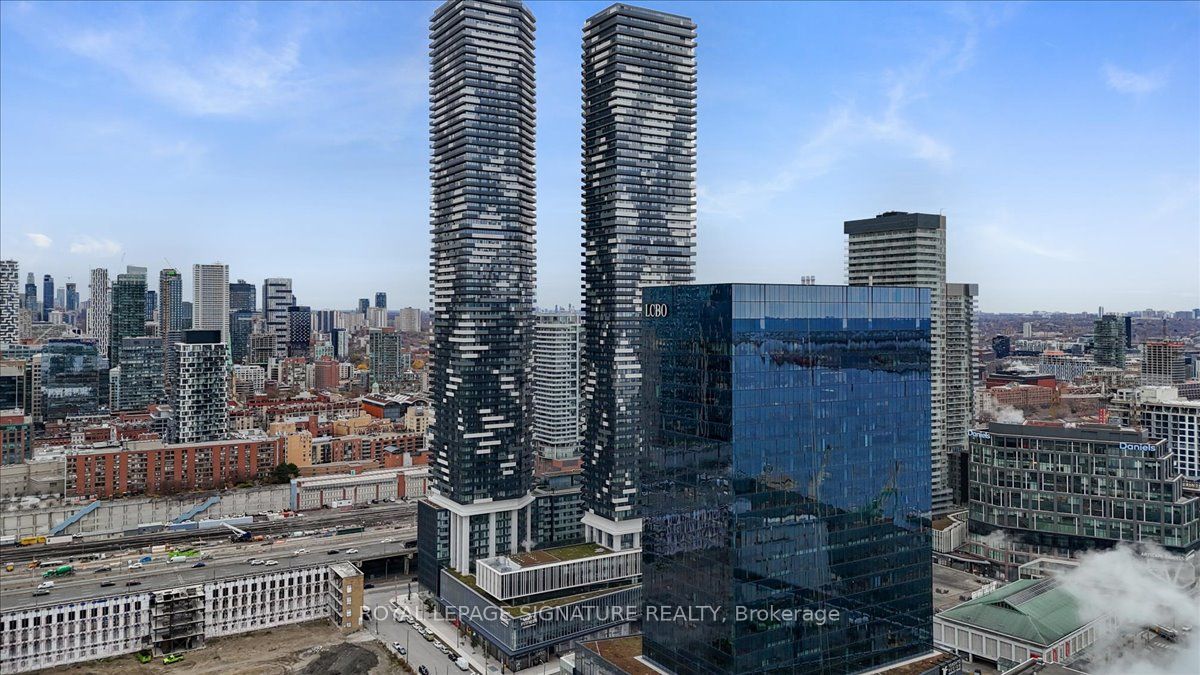 #3402 - 15 Queens Quay Property Photo 19