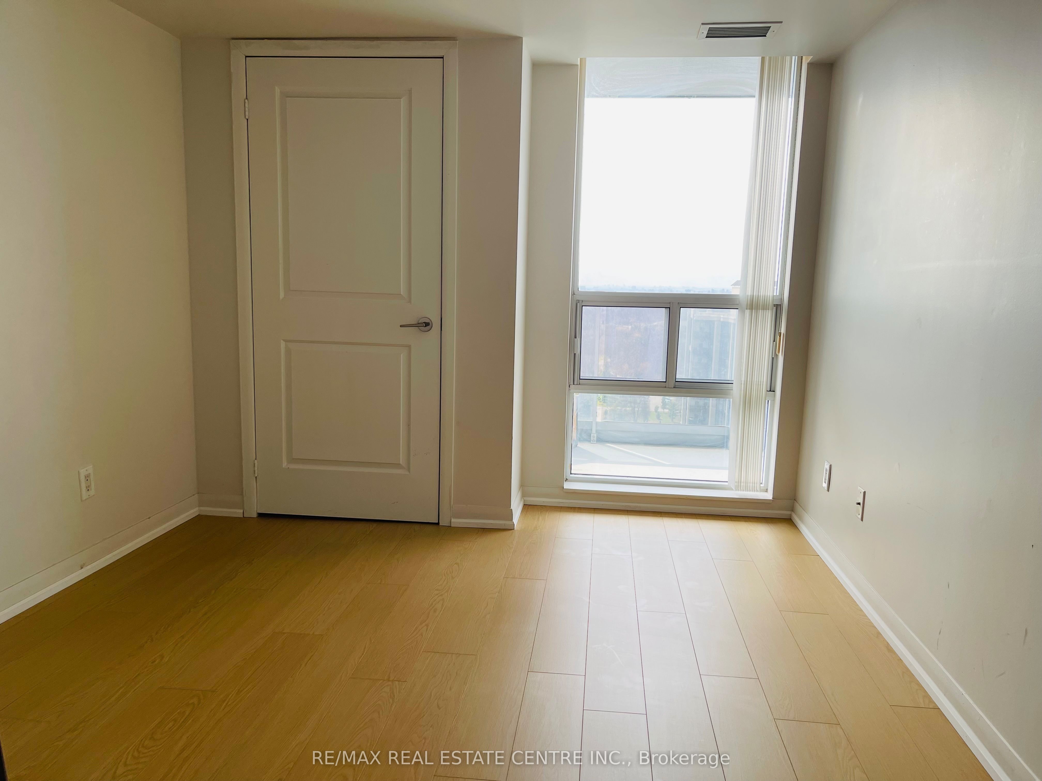 #3303 - 4968 Yonge Street Property Photo 11
