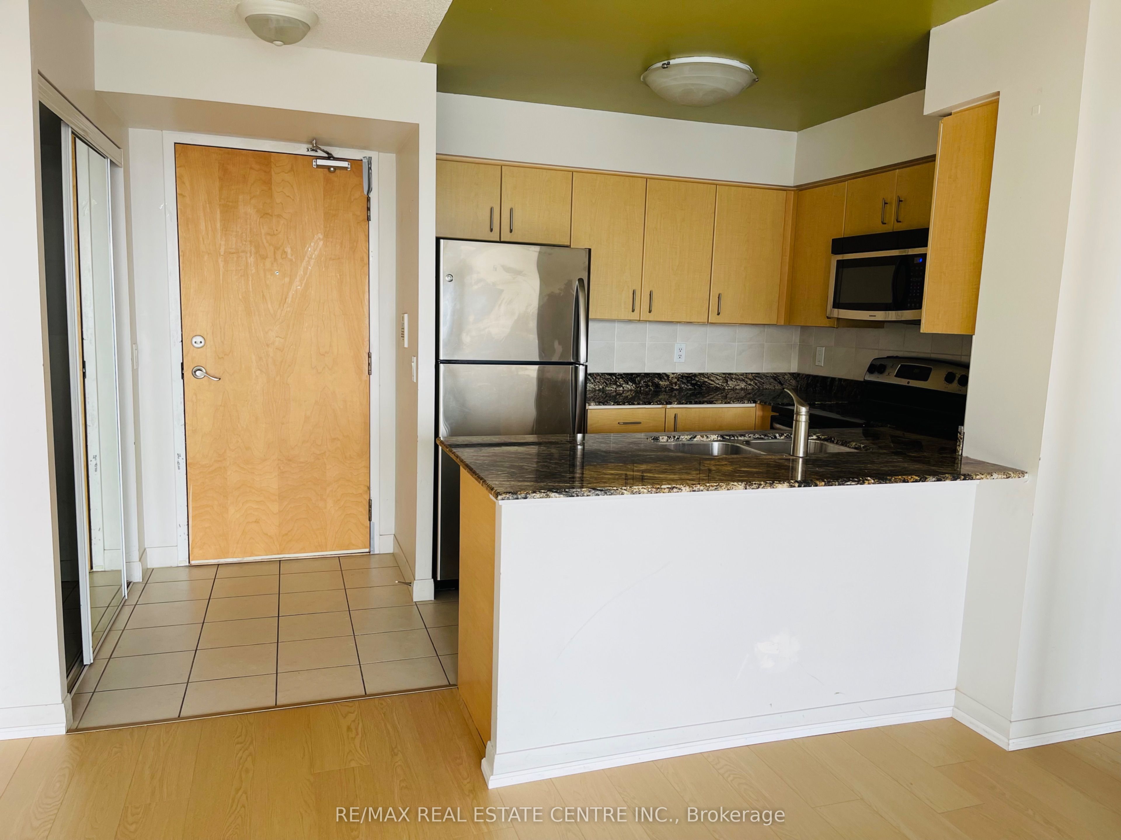 #3303 - 4968 Yonge Street Property Photo 16