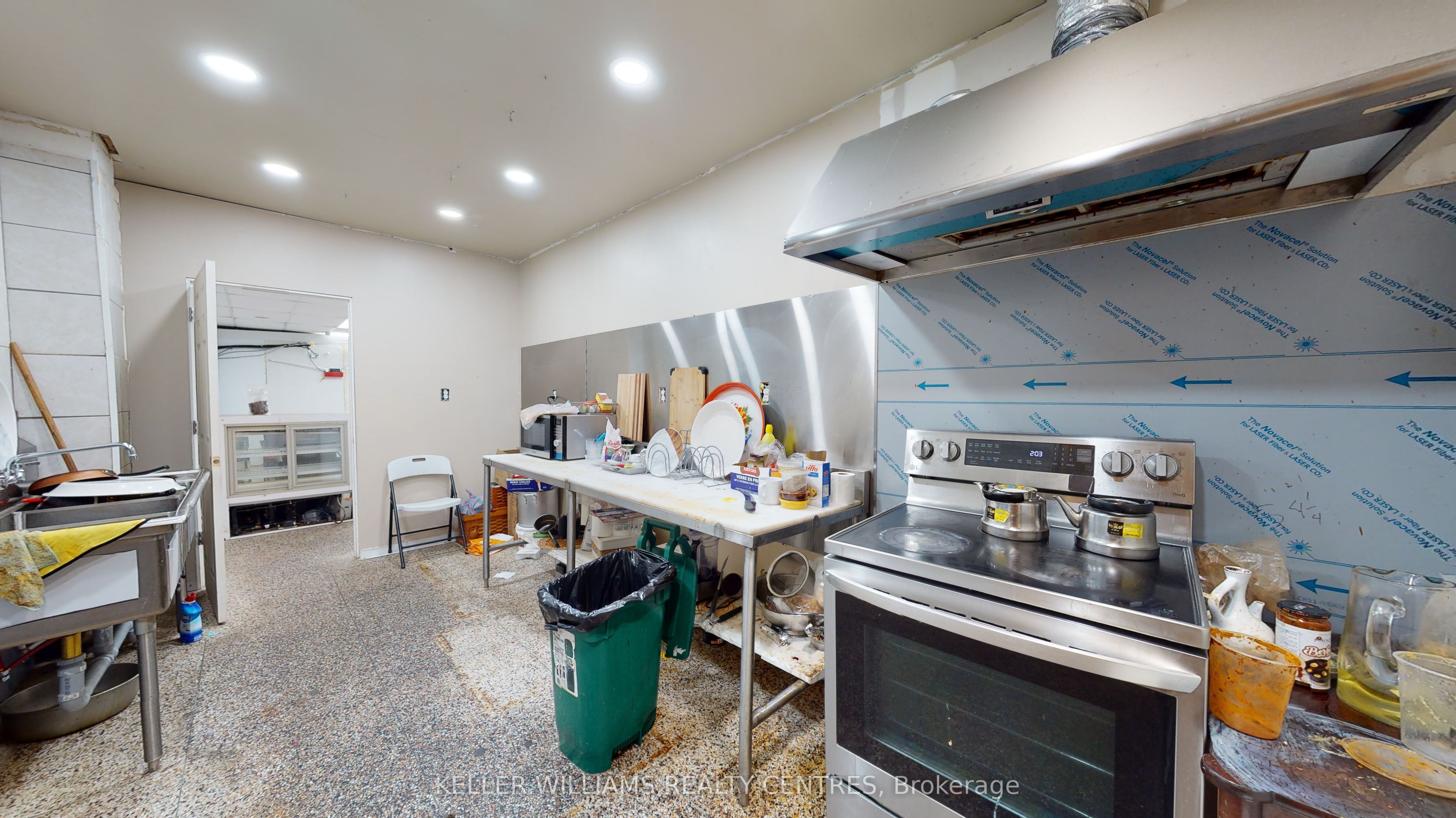 621 Vaughan Road Property Photo 16