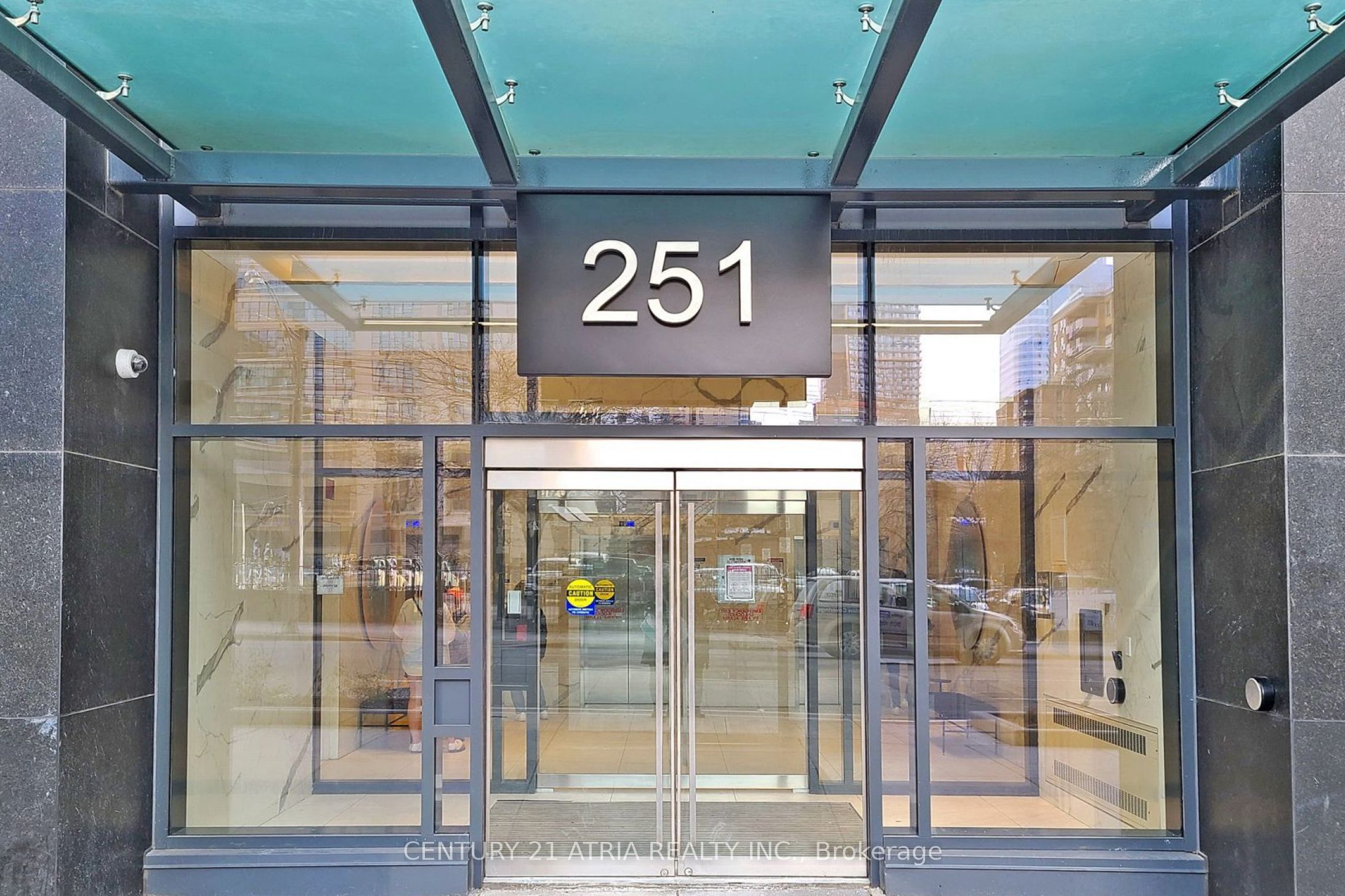 #725 - 251 Jarvis Street Property Photo 1