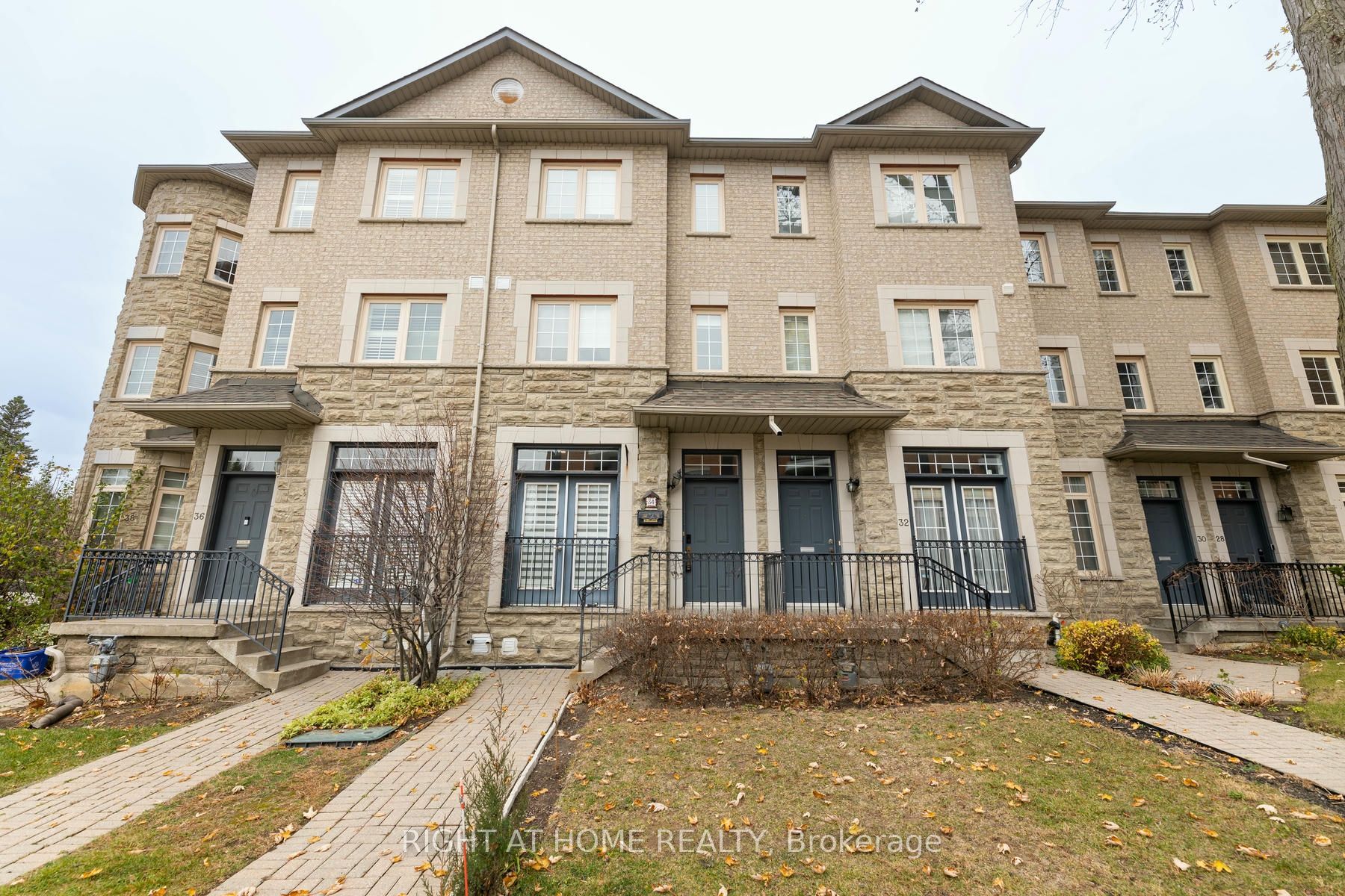 34 Horsham Avenue Property Photo 1