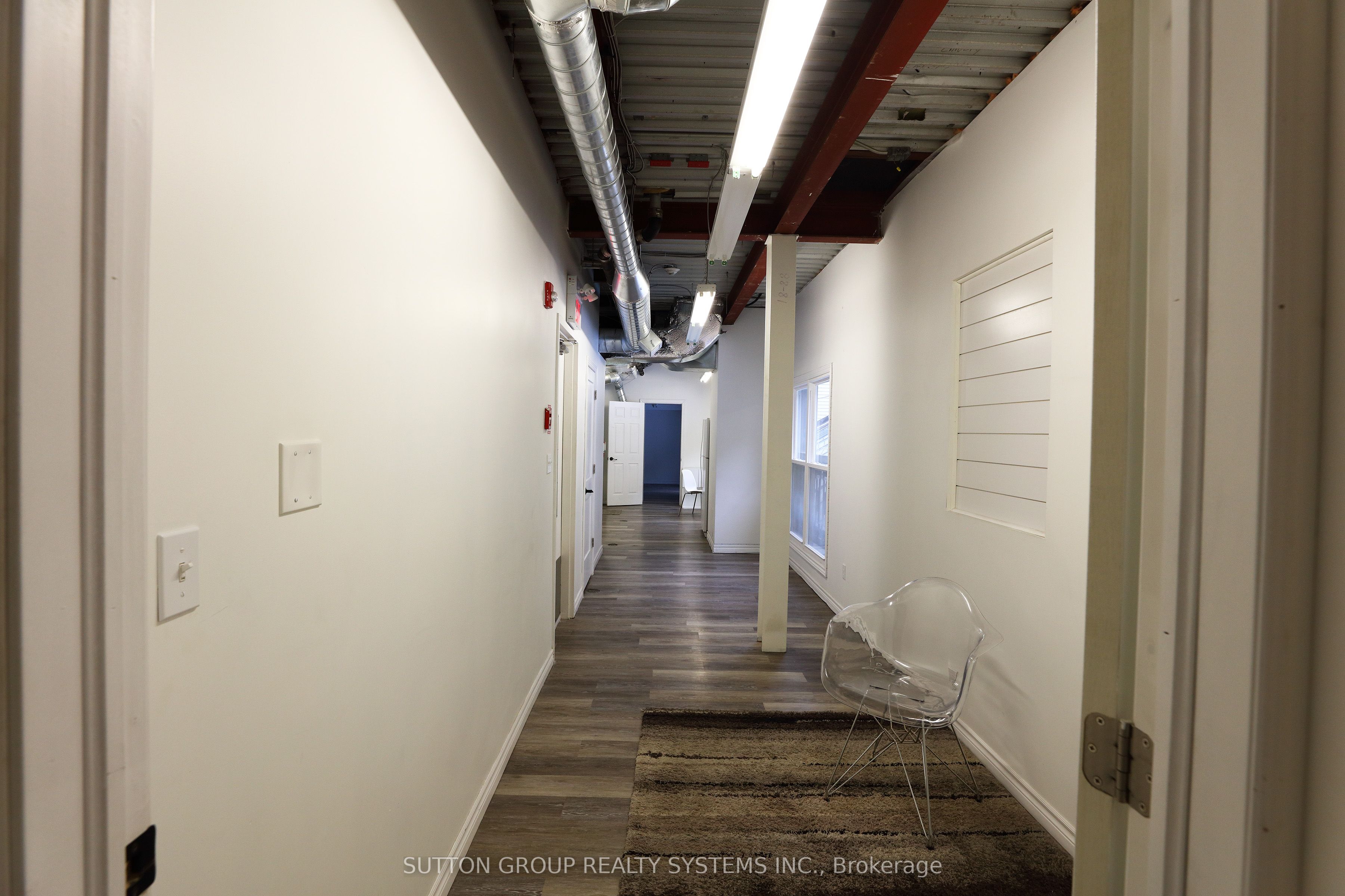 #2nd Fl - 328 330 Queen Street Property Photo 4