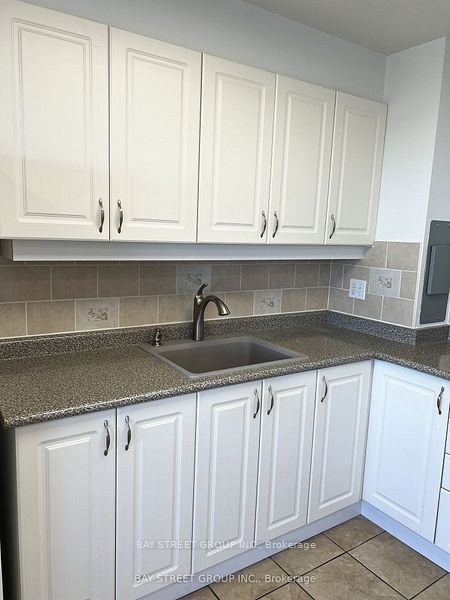 #ph01 - 725 Don Mills Road Property Photo 14