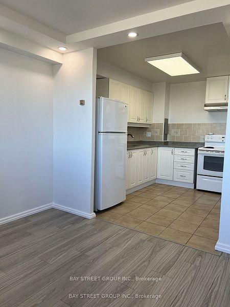 #ph01 - 725 Don Mills Road Property Photo 17