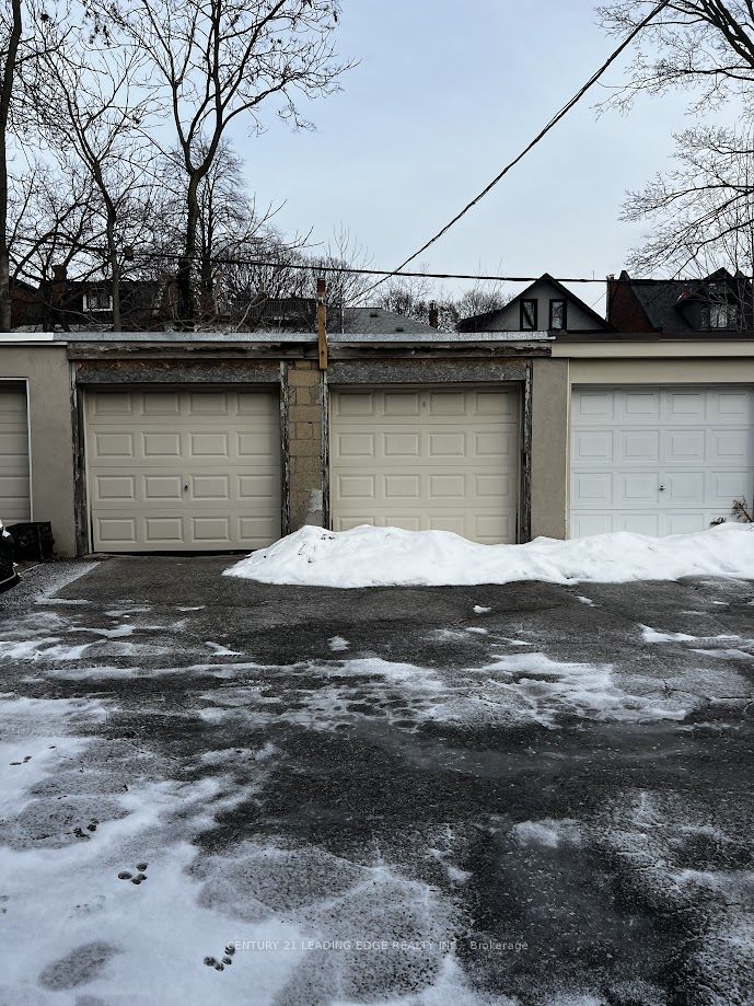 1375 Bathurst Street Property Photo 14