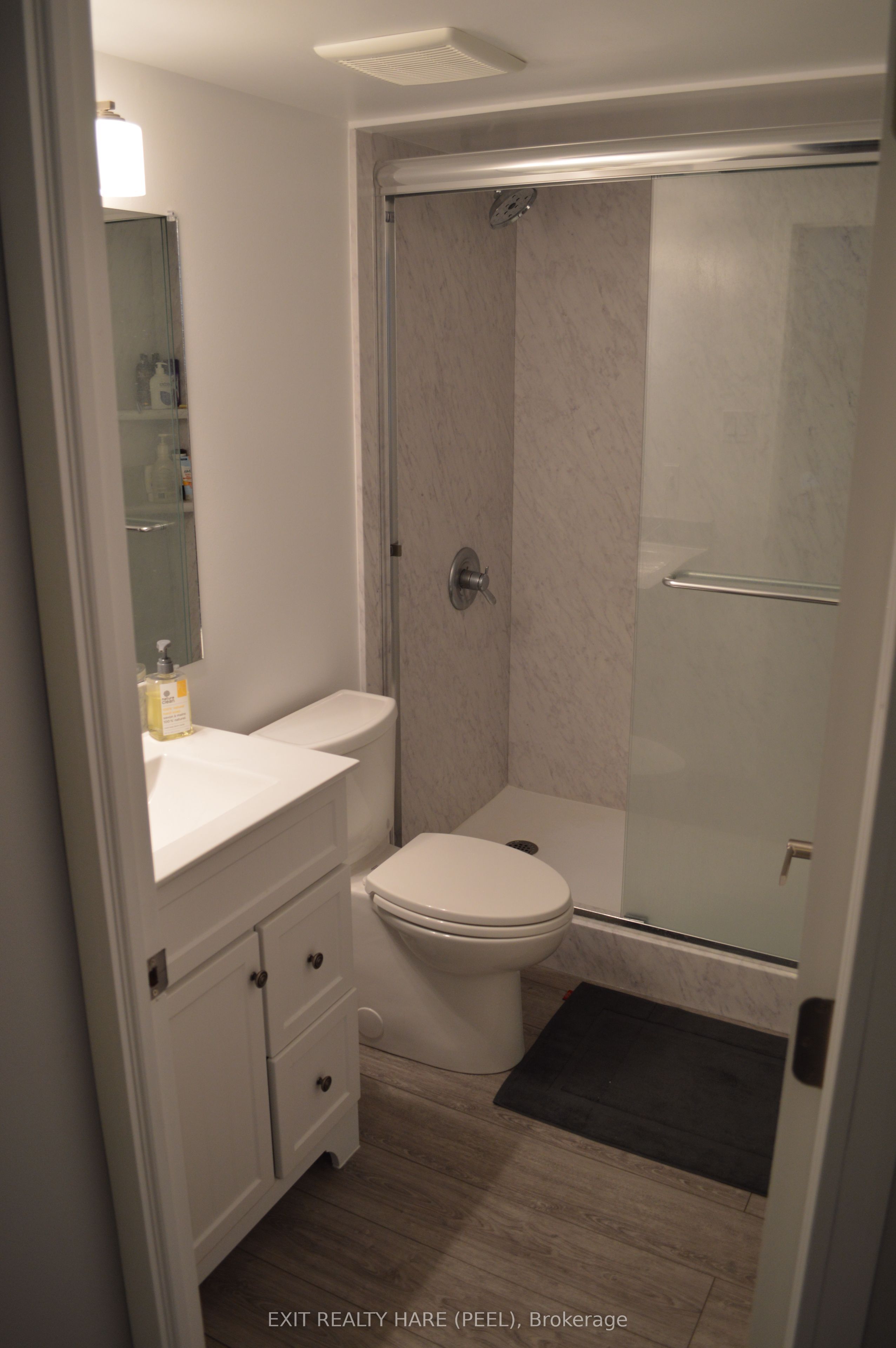 #1108 - 250 Queens Quay Property Photo 6