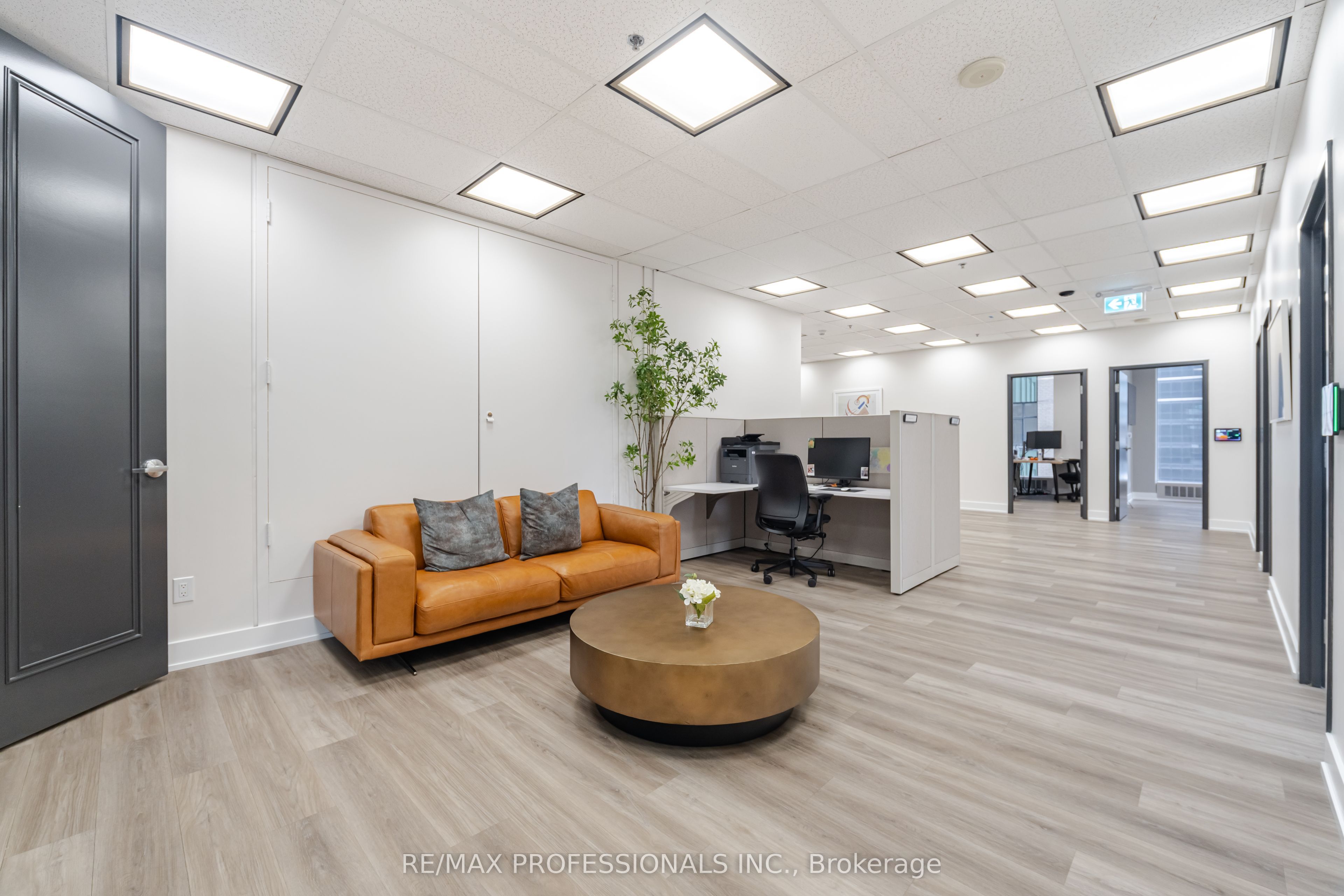 #800 - 65 Queen Street Property Photo 25