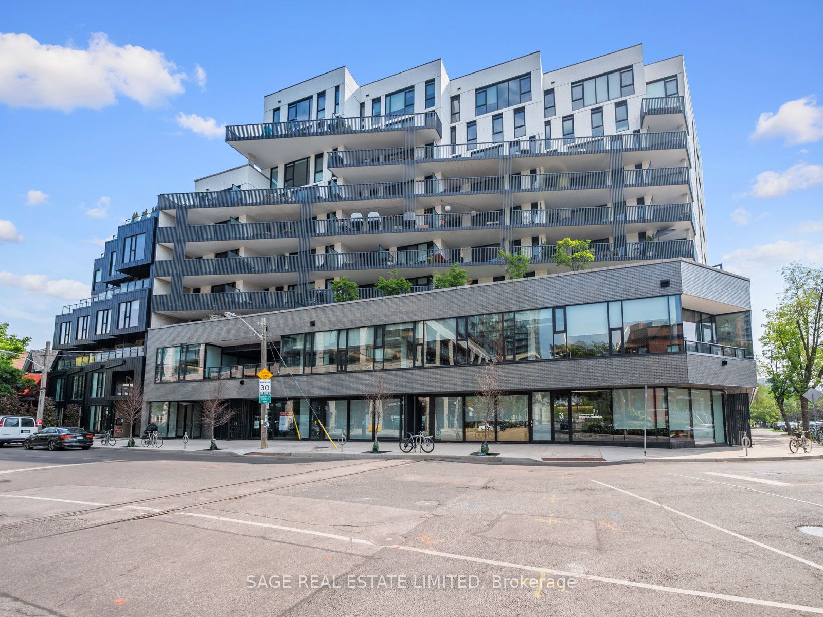 #404 - 41 Dovercourt Road Property Photo 3