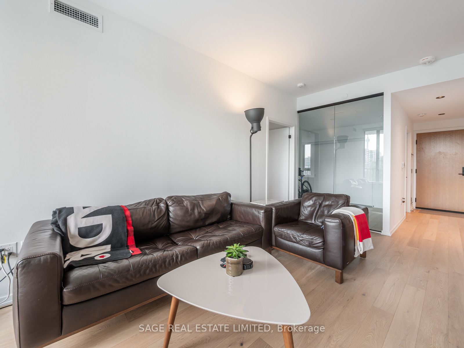 #404 - 41 Dovercourt Road Property Photo 15