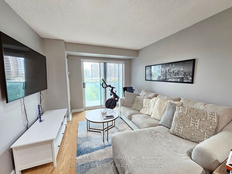 #508 - 18 Harrison Garden Boulevard Property Photo 1