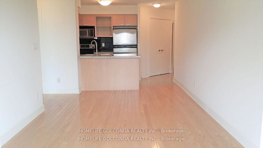 #508 - 18 Harrison Garden Boulevard Property Photo 6