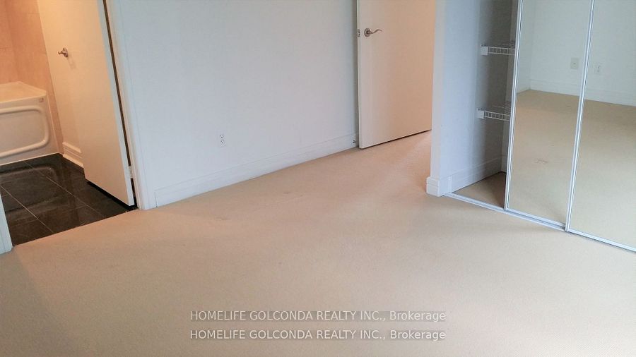 #508 - 18 Harrison Garden Boulevard Property Photo 8