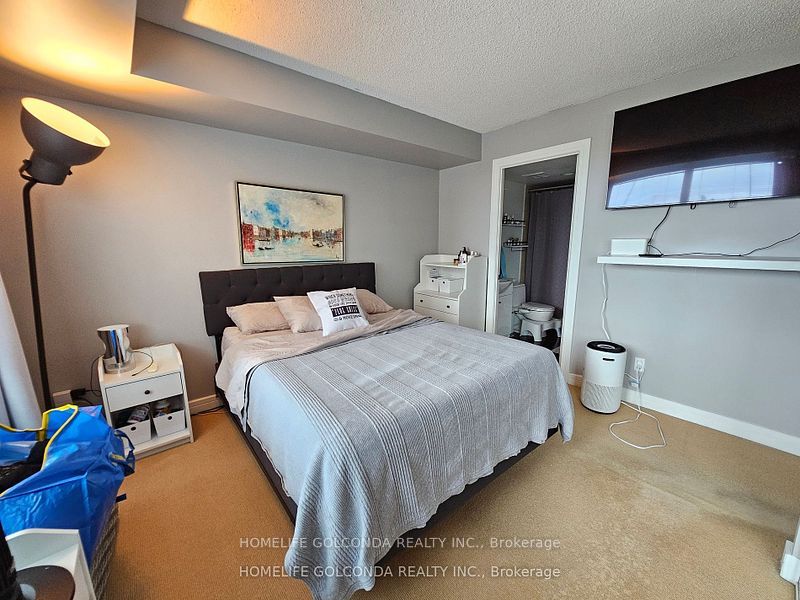 #508 - 18 Harrison Garden Boulevard Property Photo 9