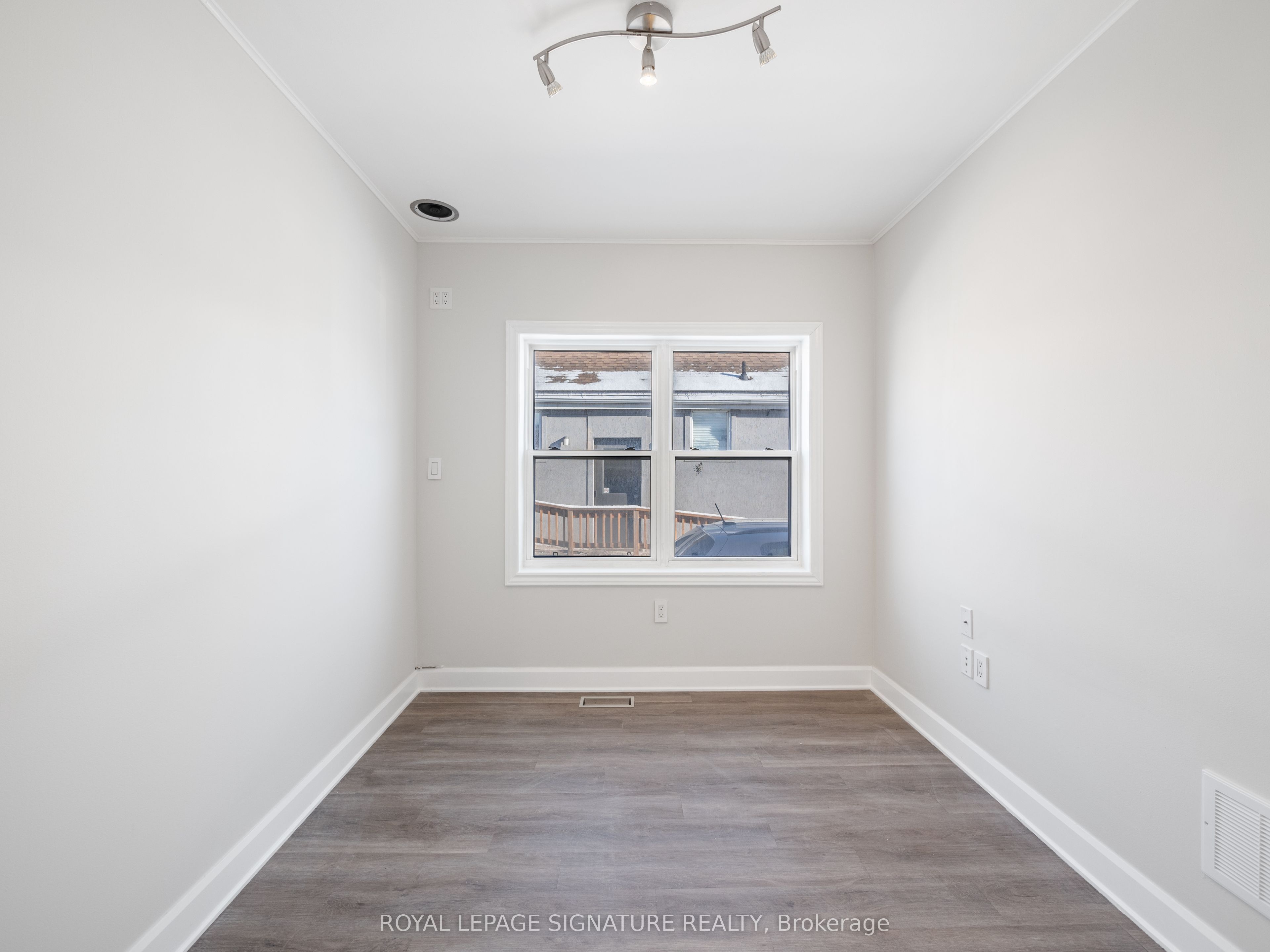 143 Sheppard Avenue Property Photo 9