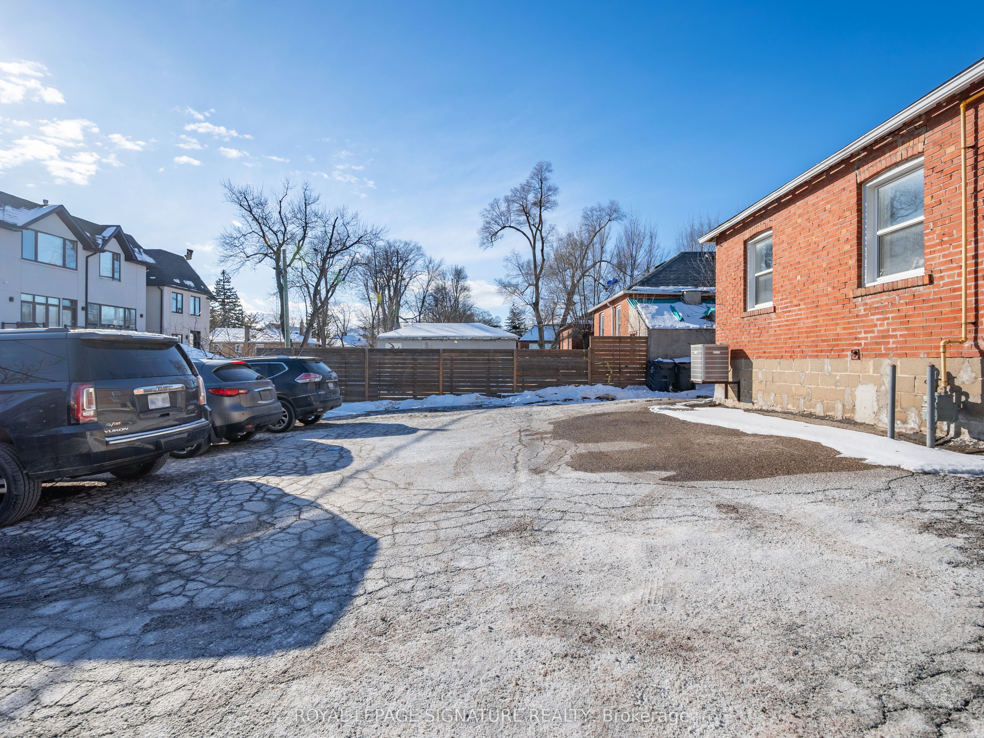 143 Sheppard Avenue Property Photo 32
