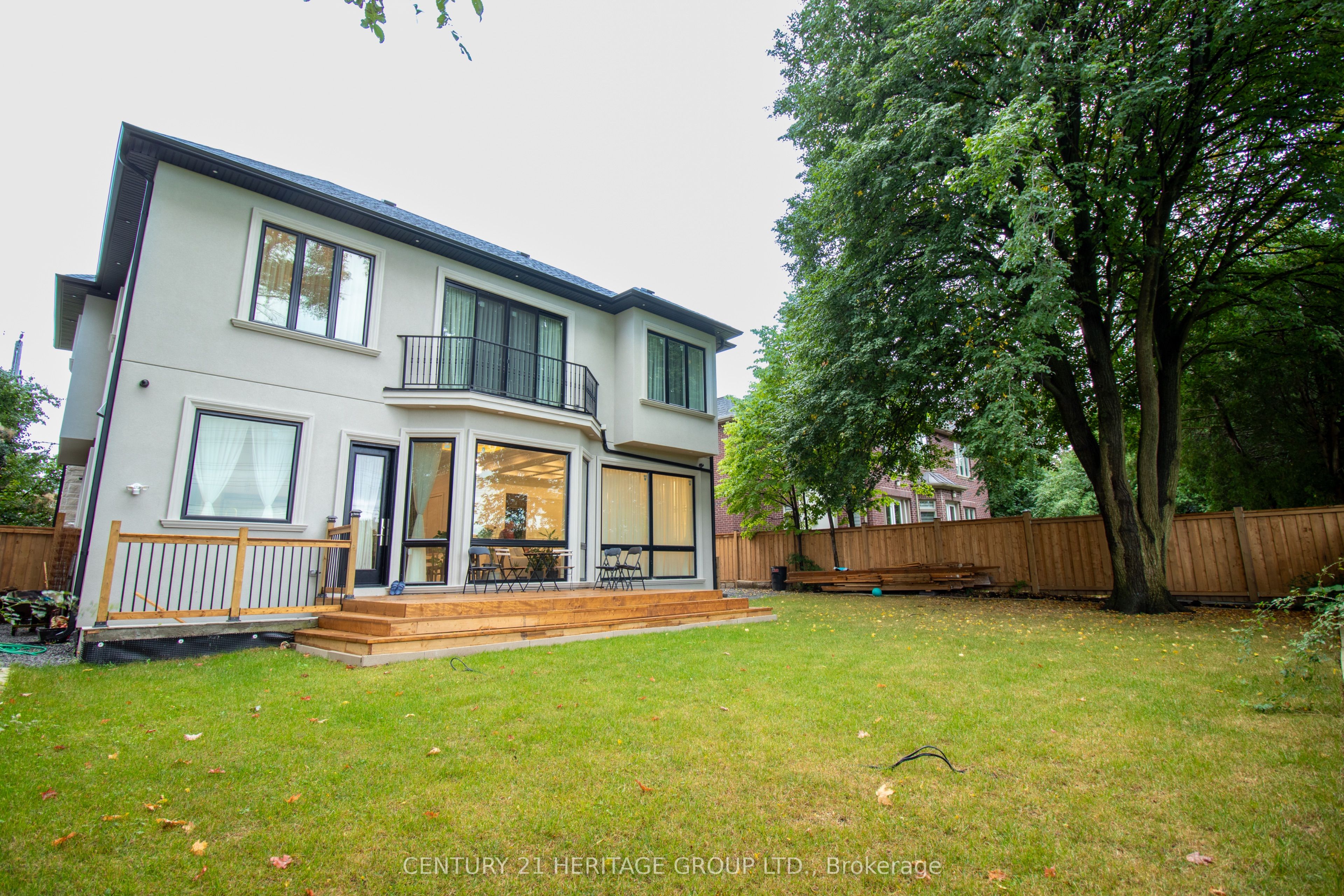 32 Devondale Avenue Property Photo 40