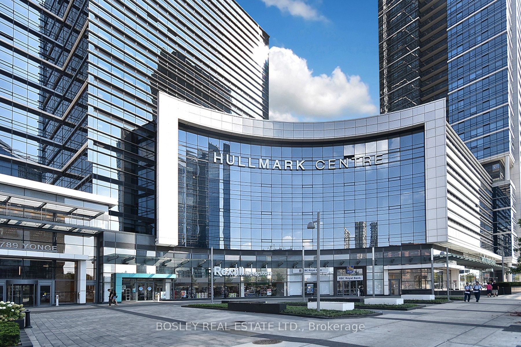 #911 - 4789 Yonge Street Property Photo 1